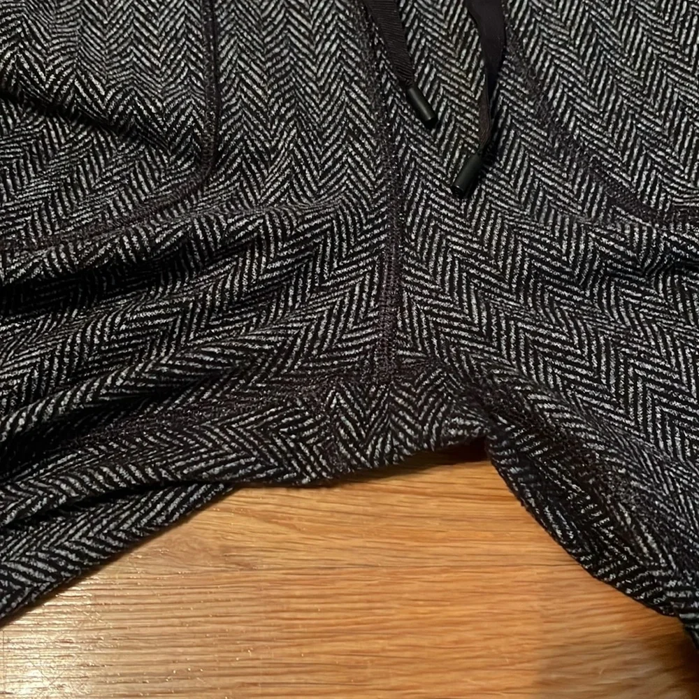 Lululemon‎ Skinny Will Pant Full-On Luon Giant Herringbone Black Heathered Black - Picture 10 of 12